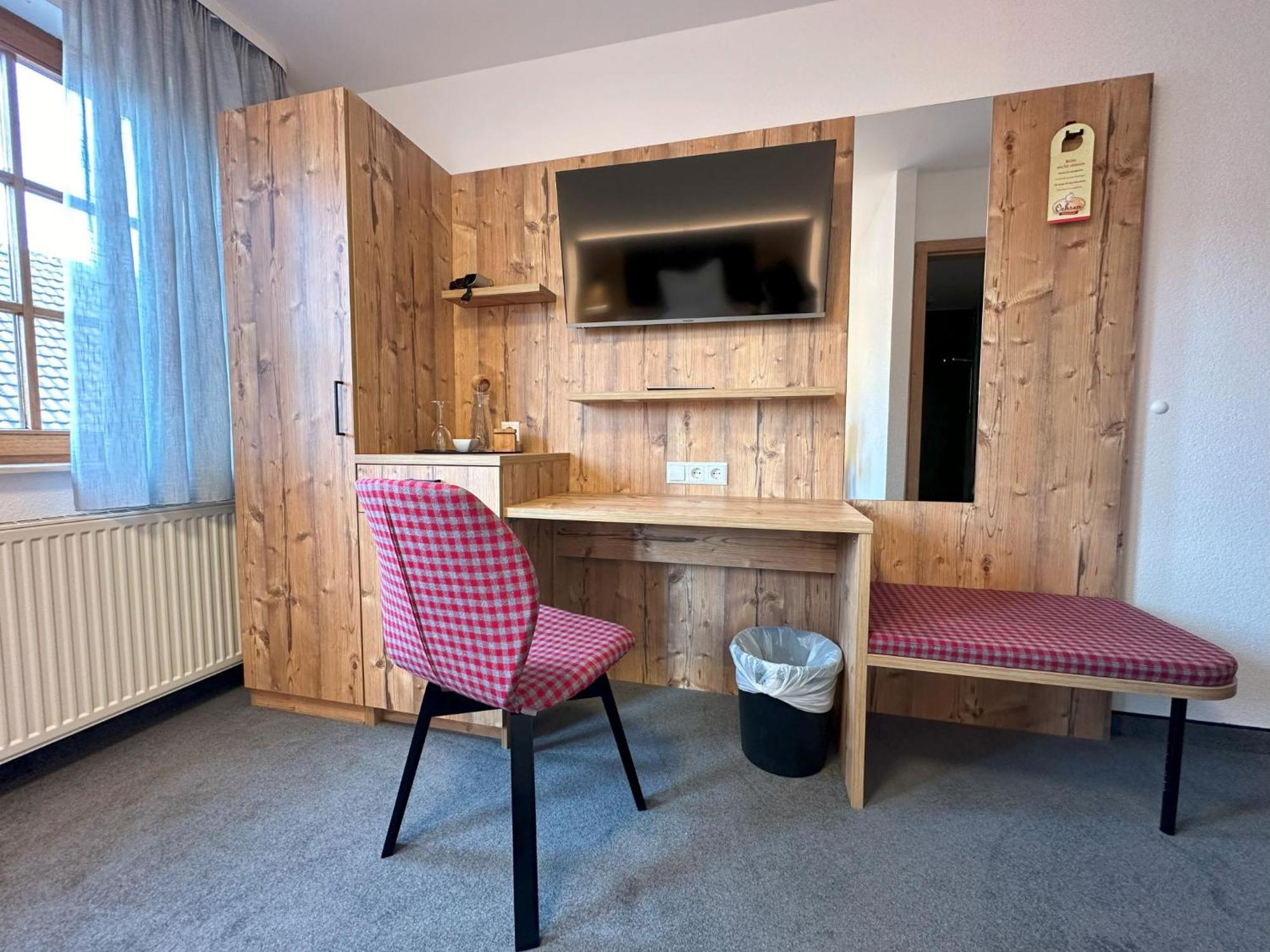 Hotel Ochsen Ammerbuch Экстерьер фото
