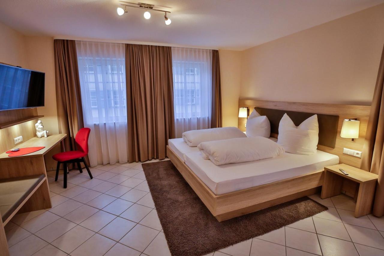 Hotel Ochsen Ammerbuch Экстерьер фото